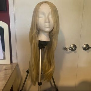 Rockstar Wigs - Light Blonde 25”